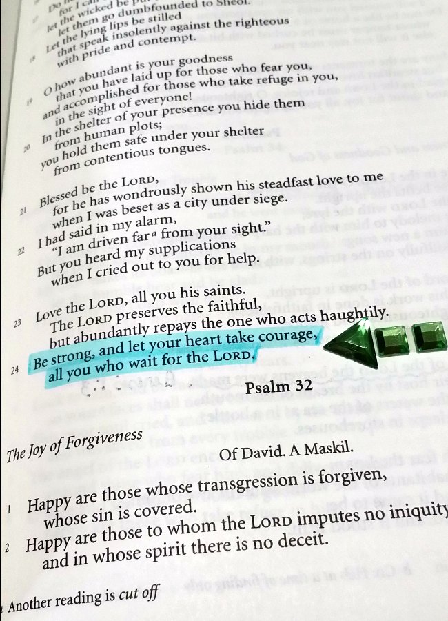 Blue Highlighter used to highlight Inspiring Bible Quotes Psalm 31:24